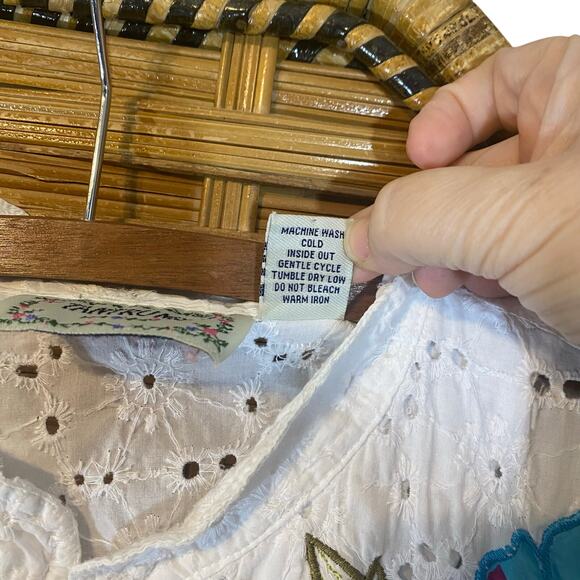 Tantrums XL White Eyelet Cotton Jacket Floral Embroidered Boho - Picture 3 of 5